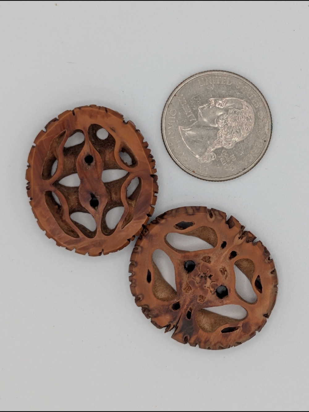 Walnut Shell Slice Buttons - Picture 6 of 6